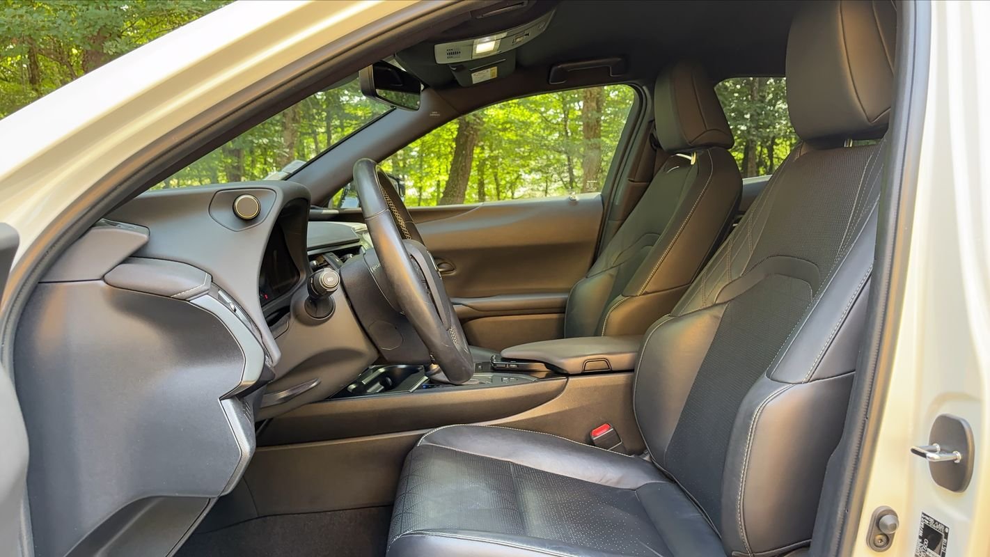 Lexus UX - Photo 26