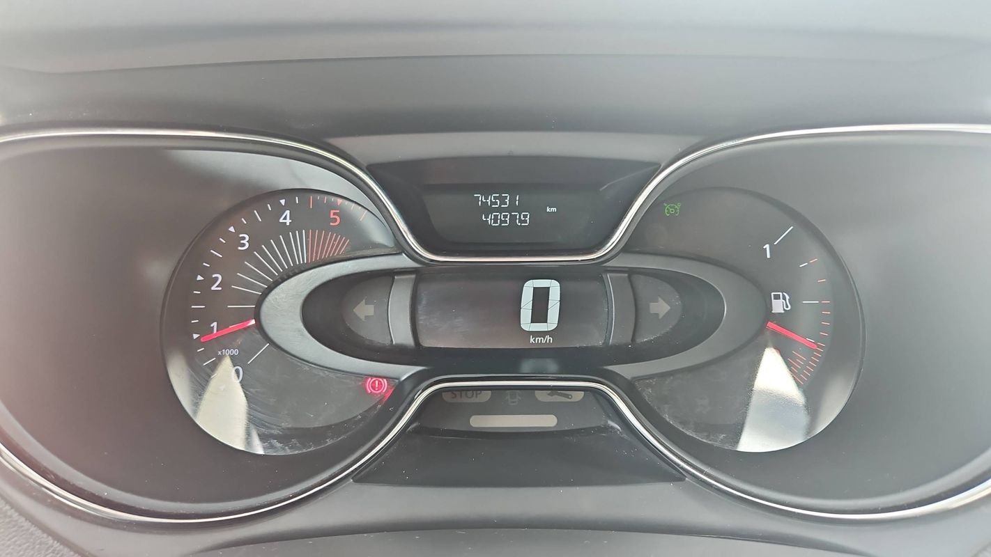 Renault Captur - Photo 12