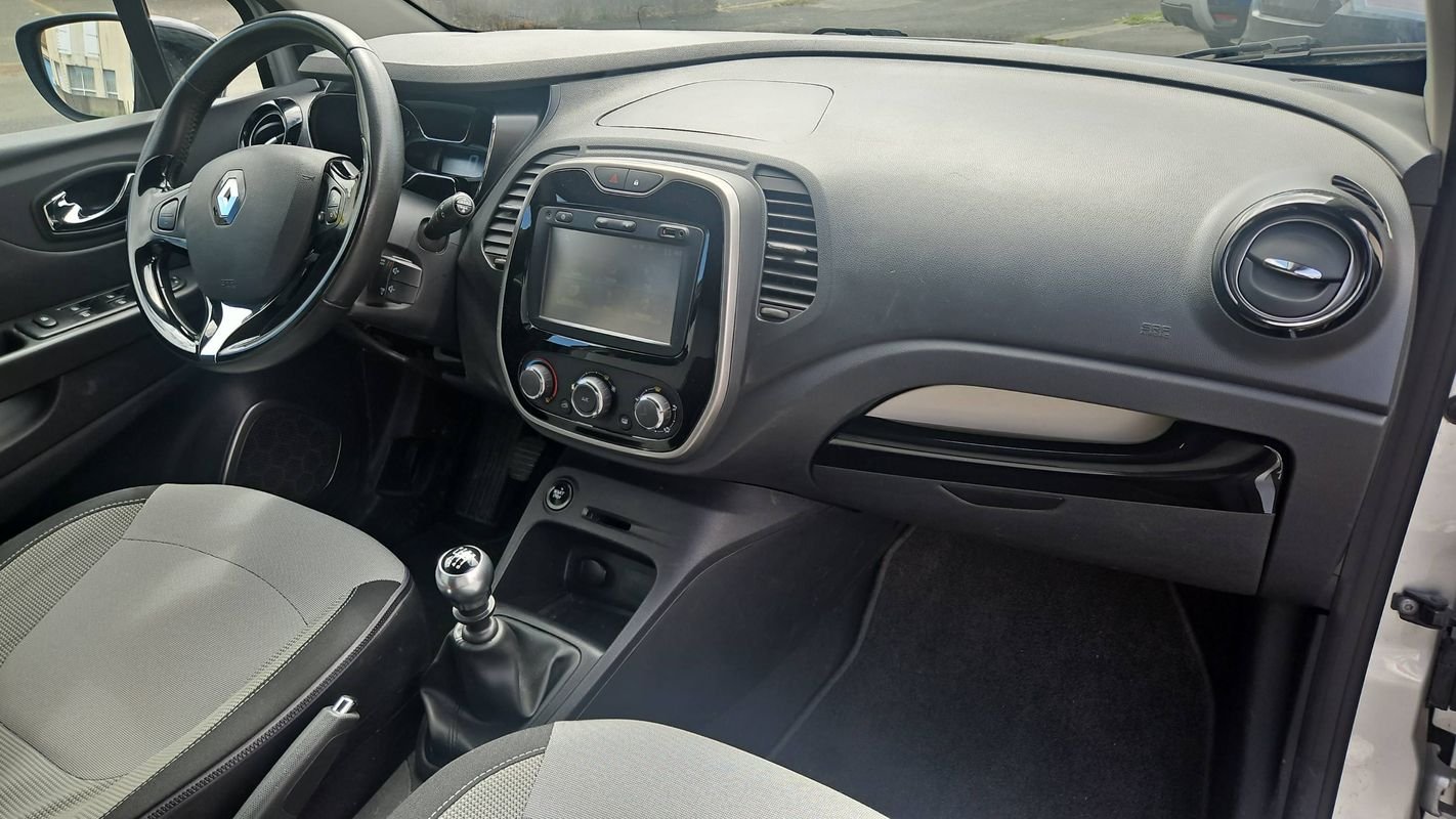 Renault Captur - Photo 10