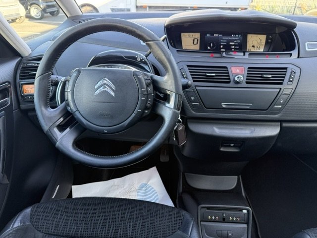 Citroën Grand C4 Picasso - Photo 12