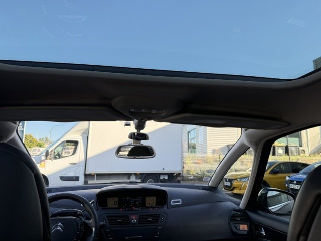 Citroën Grand C4 Picasso - Photo 8