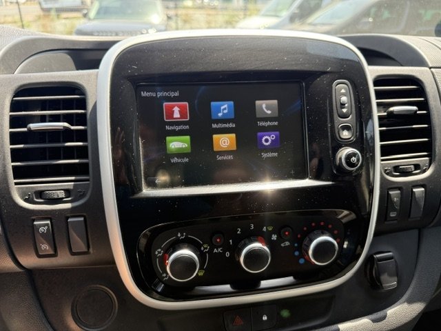 Renault Trafic - Photo 14