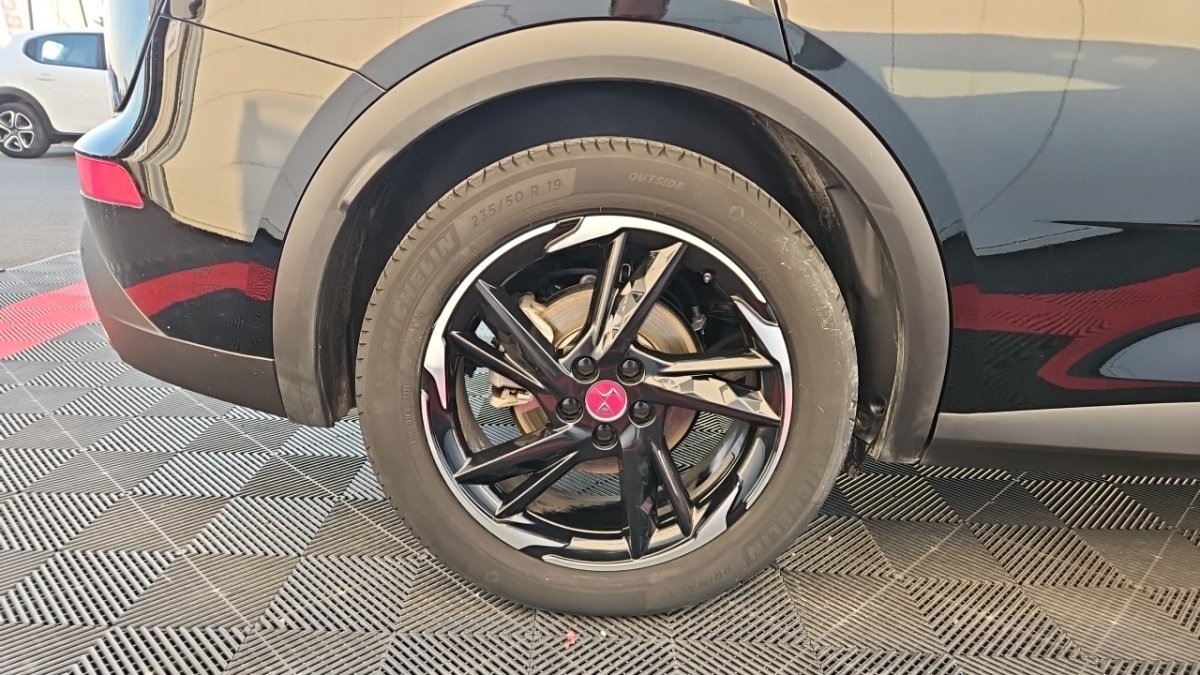 DS DS 7 Crossback - Photo 8