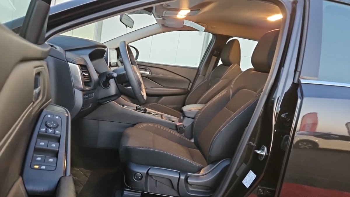 Nissan Qashqai - Photo 12