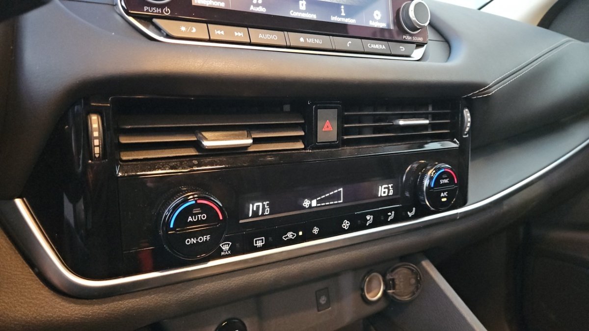 Nissan Qashqai - Photo 25