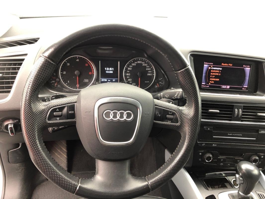Audi Q5 - Photo 11