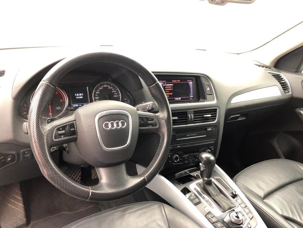 Audi Q5 - Photo 10