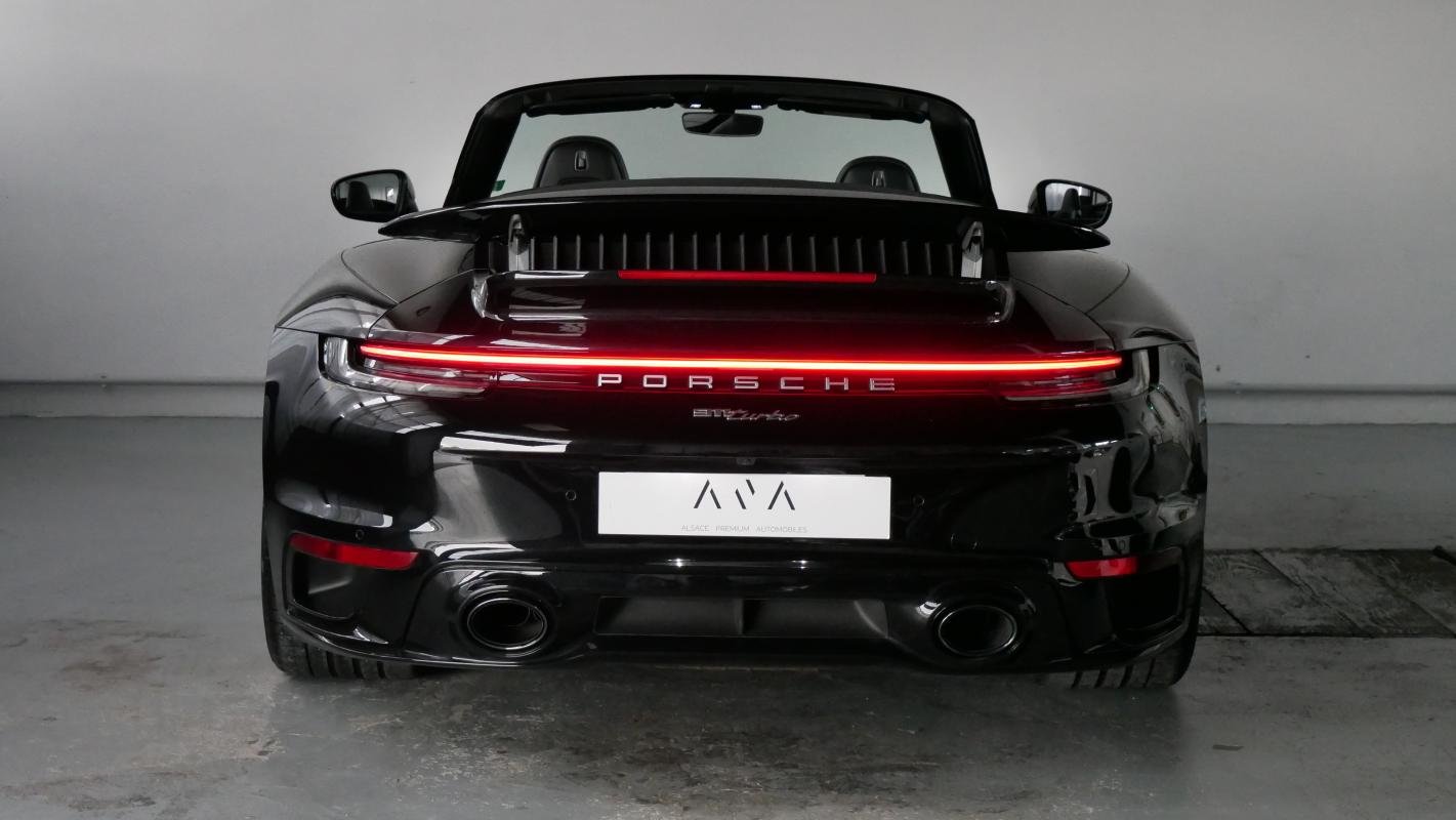 Porsche 911 - Photo 8