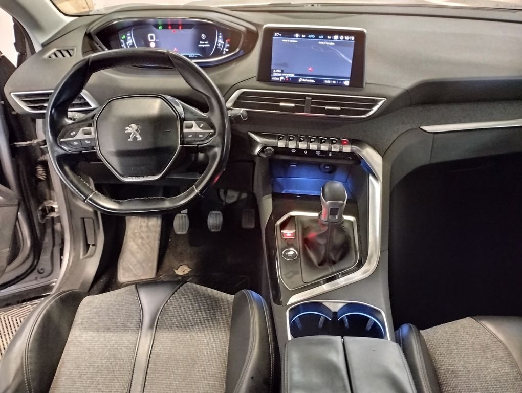 Peugeot 3008 - Photo 3