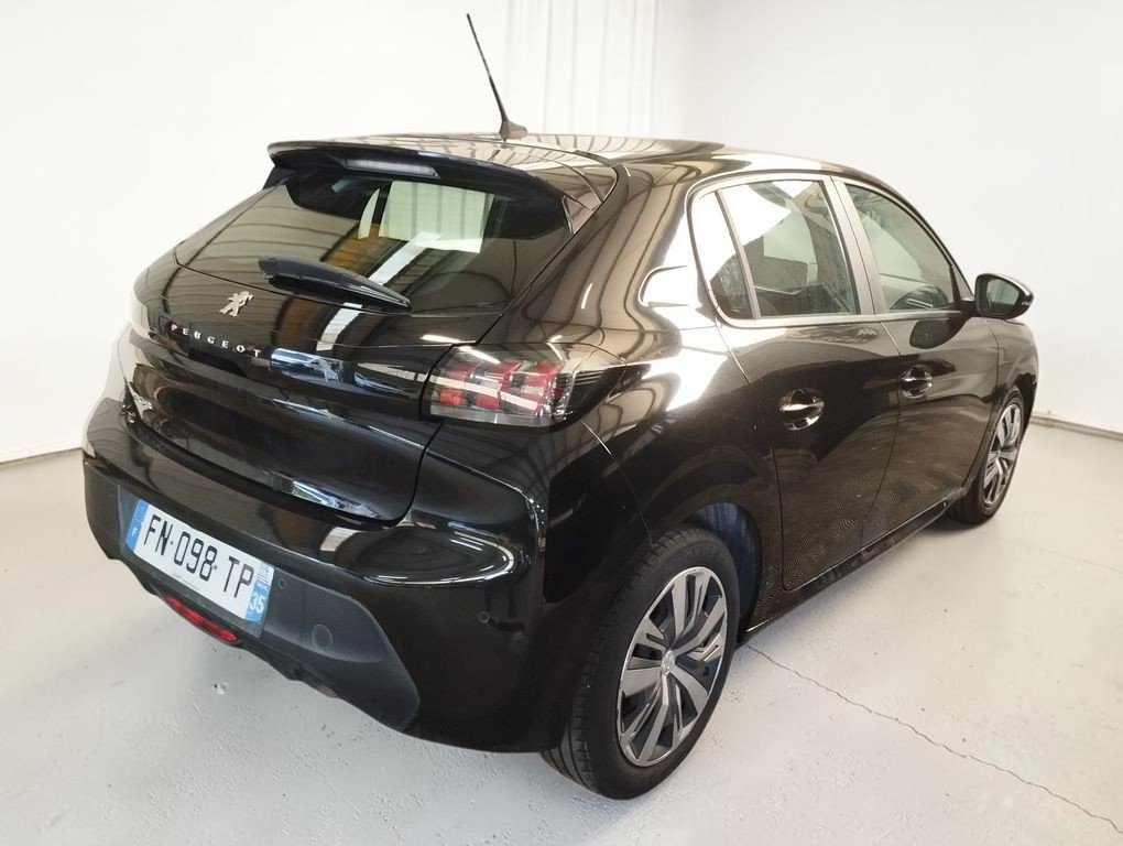 Peugeot 208 - Photo 2