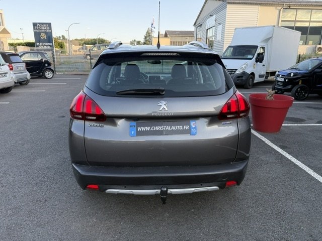 Peugeot 2008 - Photo 6