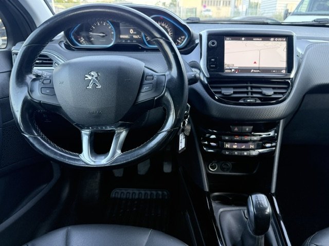 Peugeot 2008 - Photo 9
