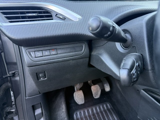 Peugeot 2008 - Photo 10