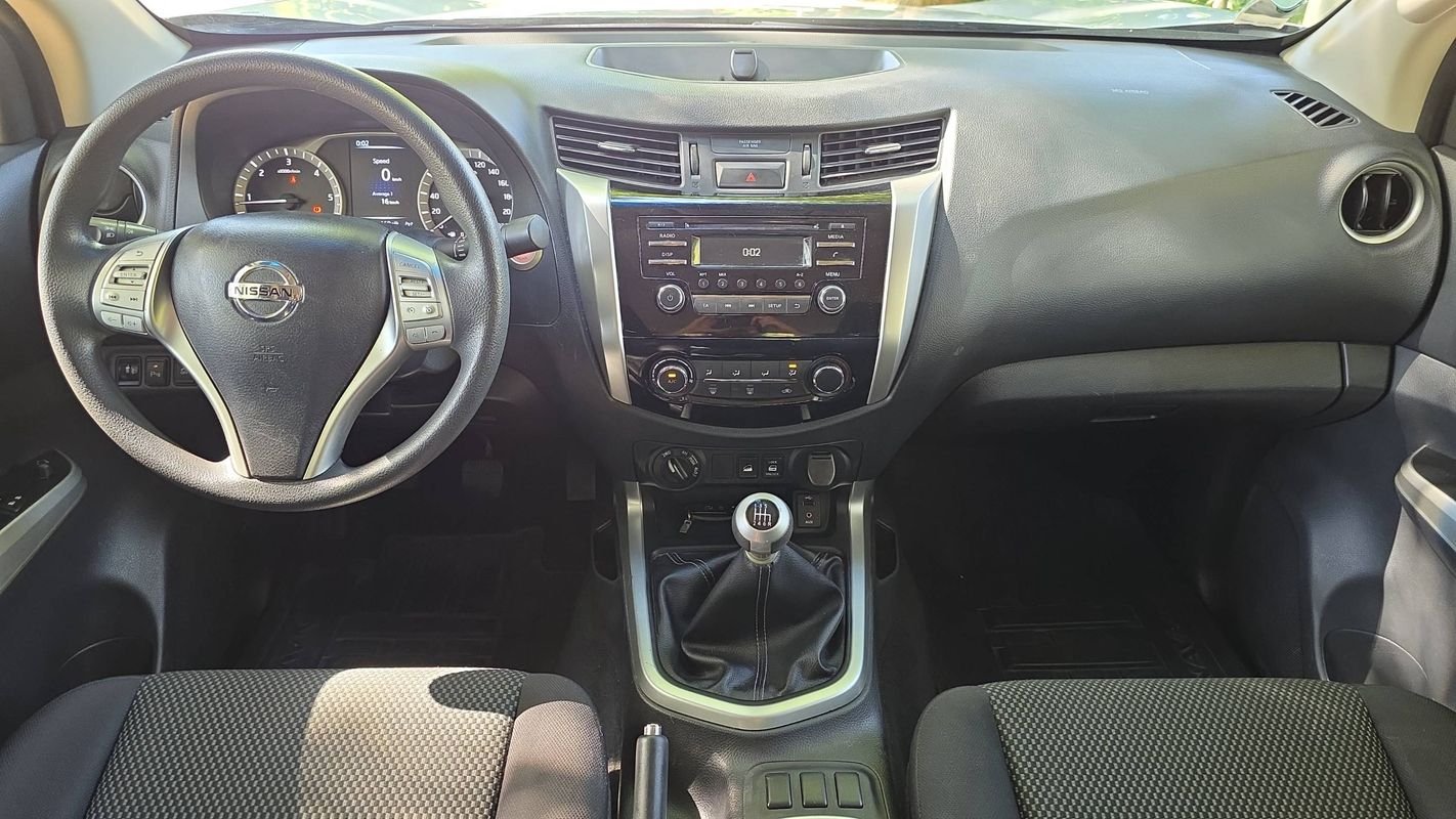Nissan Navara - Photo 11