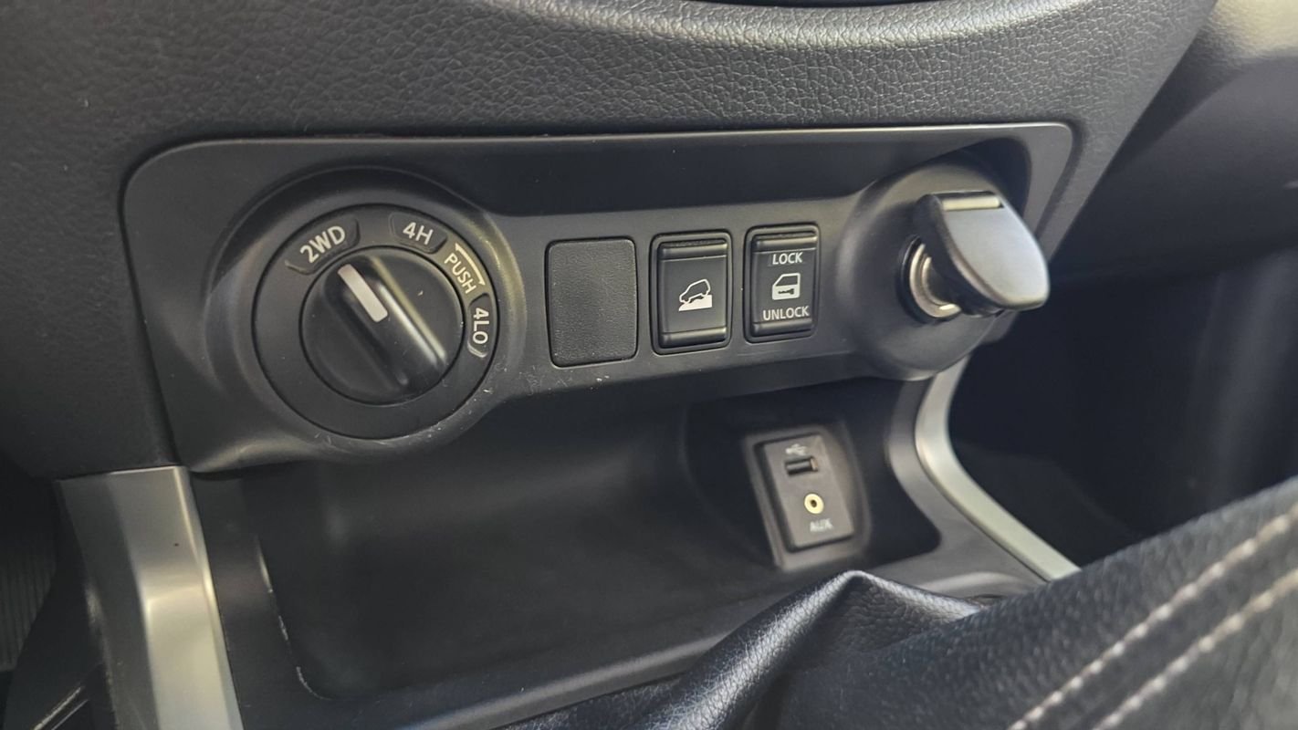 Nissan Navara - Photo 28
