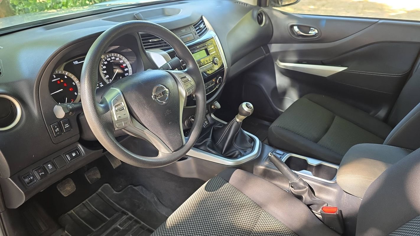 Nissan Navara - Photo 8
