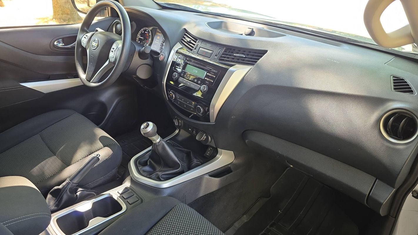 Nissan Navara - Photo 10