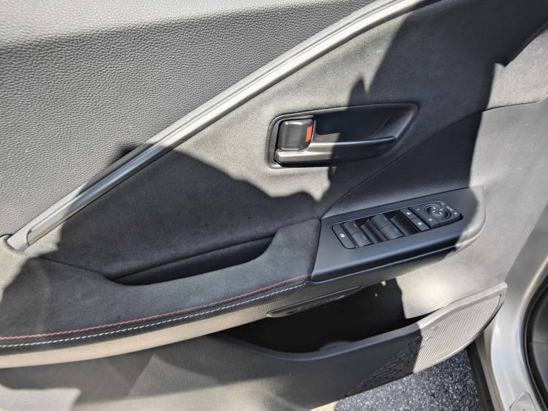 Toyota C-HR - Photo 13