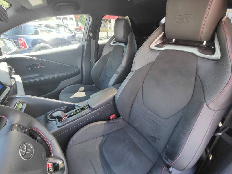 Toyota C-HR - Photo 17