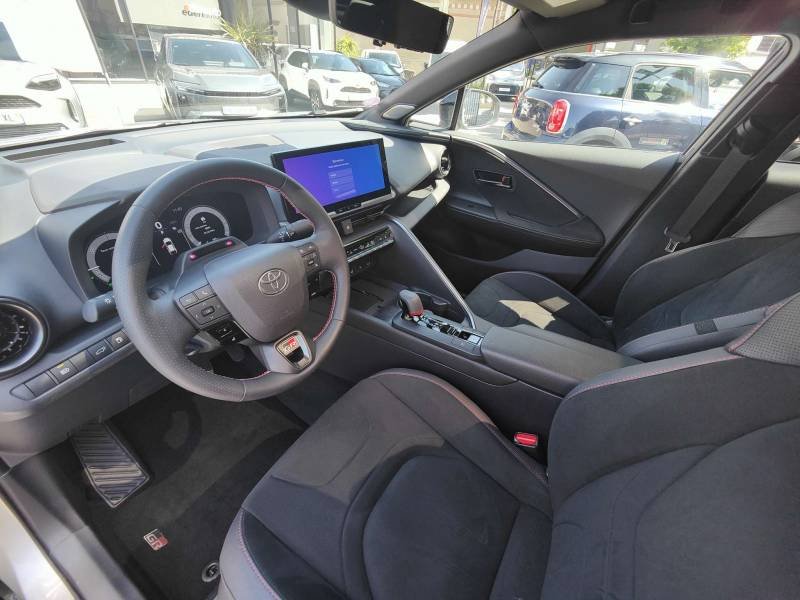 Toyota C-HR - Photo 18