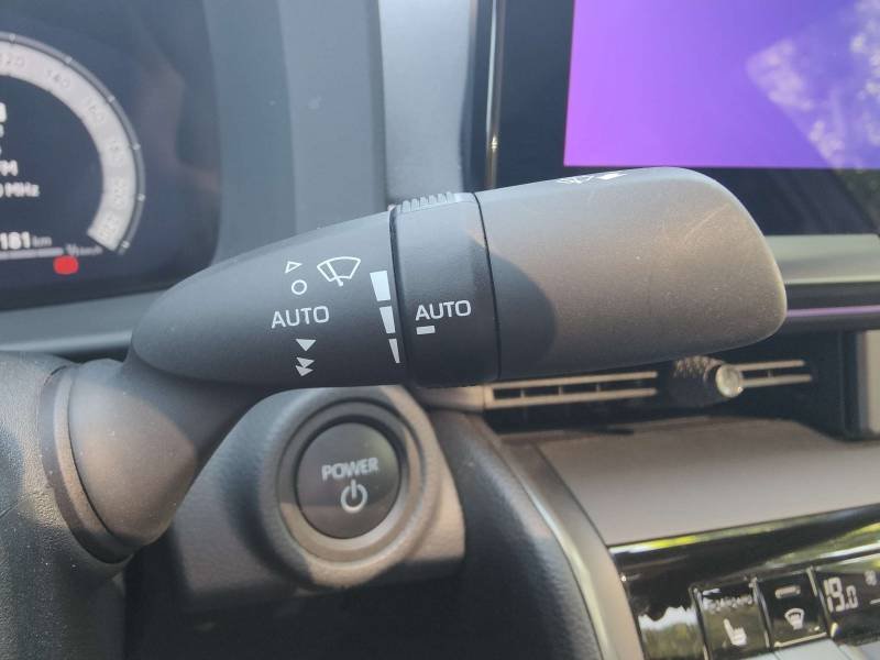 Toyota C-HR - Photo 24