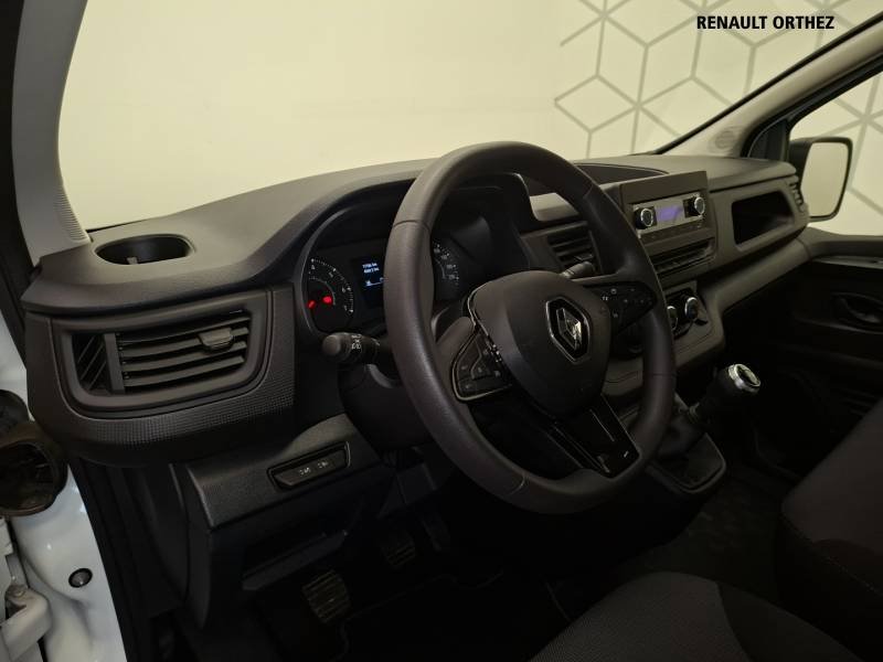 Renault Trafic - Photo 12
