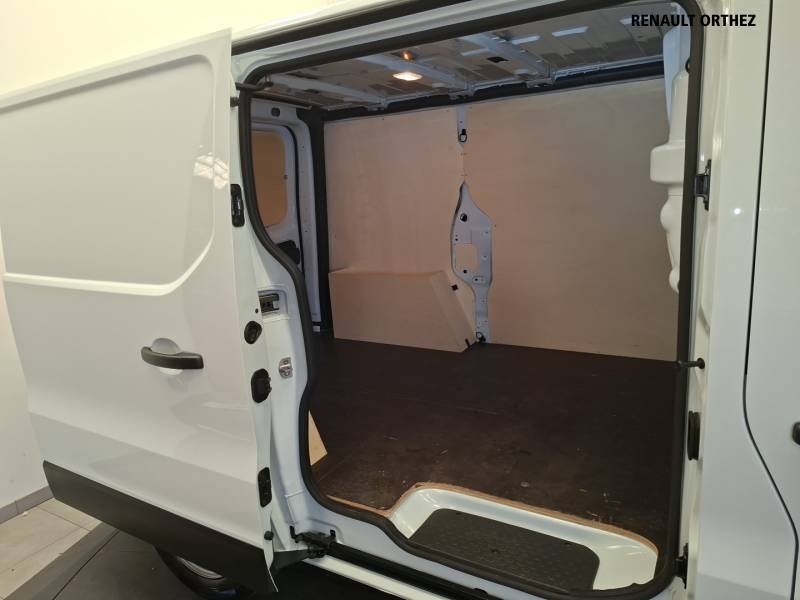 Renault Trafic - Photo 17