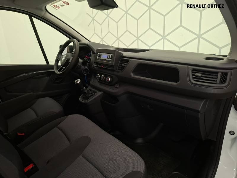 Renault Trafic - Photo 18
