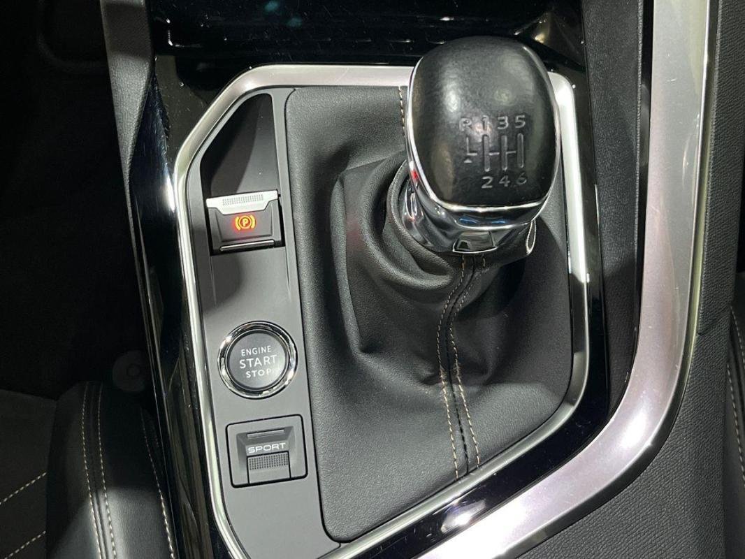 Peugeot 3008 - Photo 11