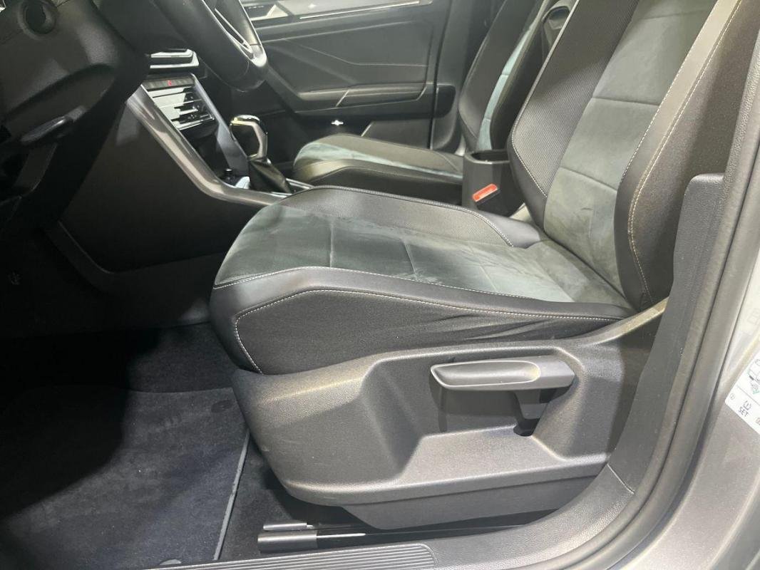 Volkswagen T-Roc - Photo 14