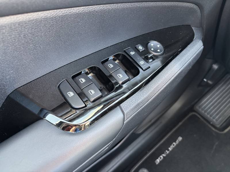 Kia Sportage - Photo 27