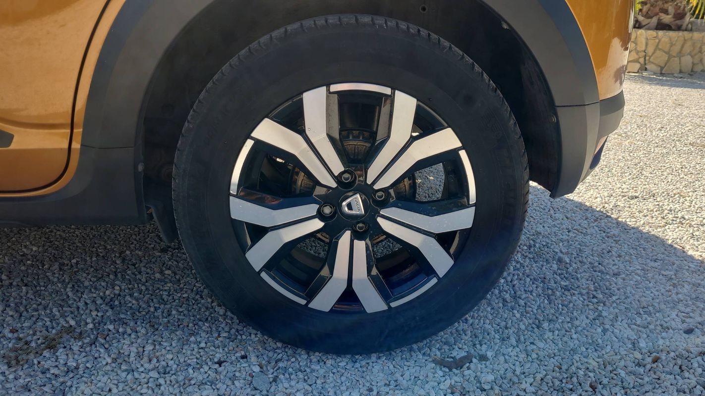 Dacia Sandero - Photo 19