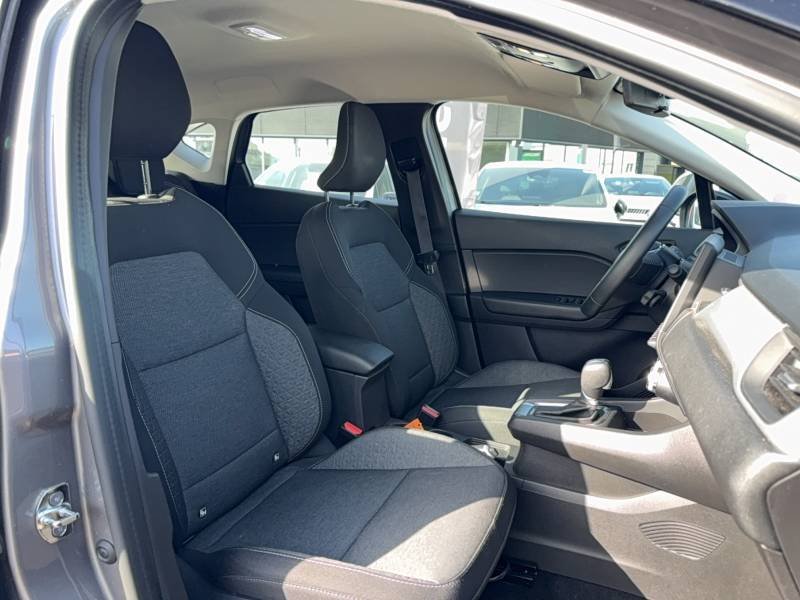 Renault Captur - Photo 11