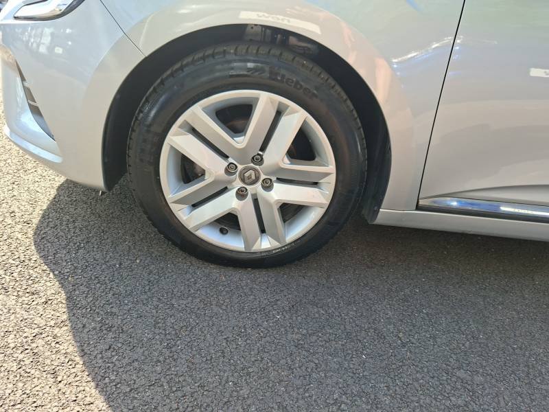 Renault Clio - Photo 18
