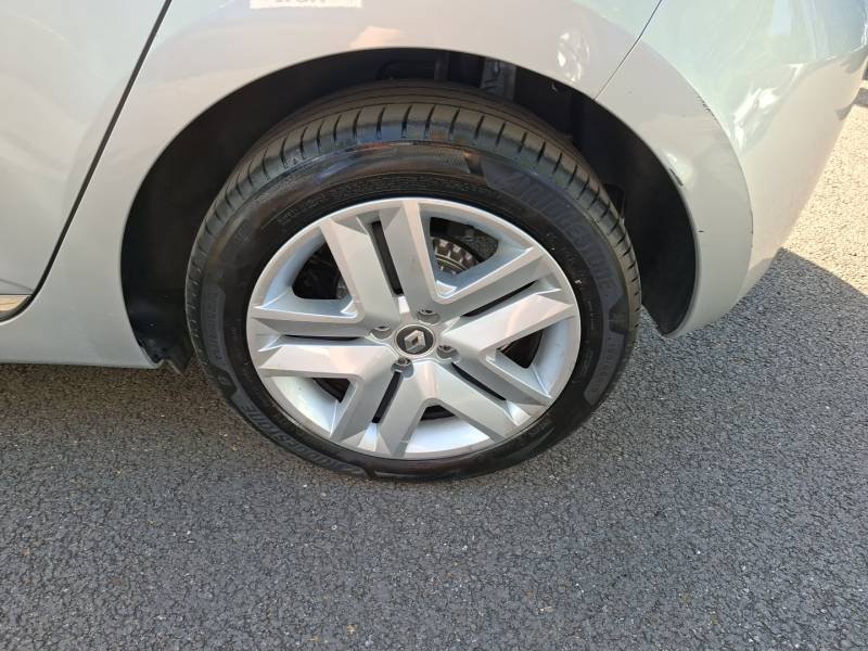 Renault Clio - Photo 19