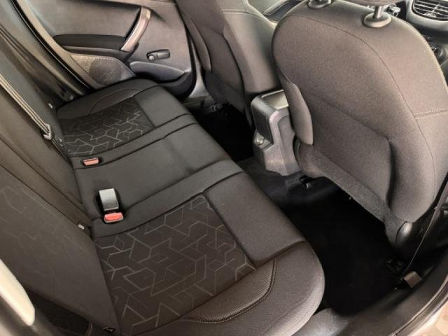 Peugeot 2008 - Photo 9