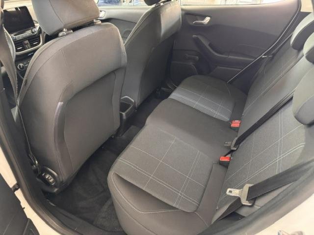 Ford Fiesta - Photo 12