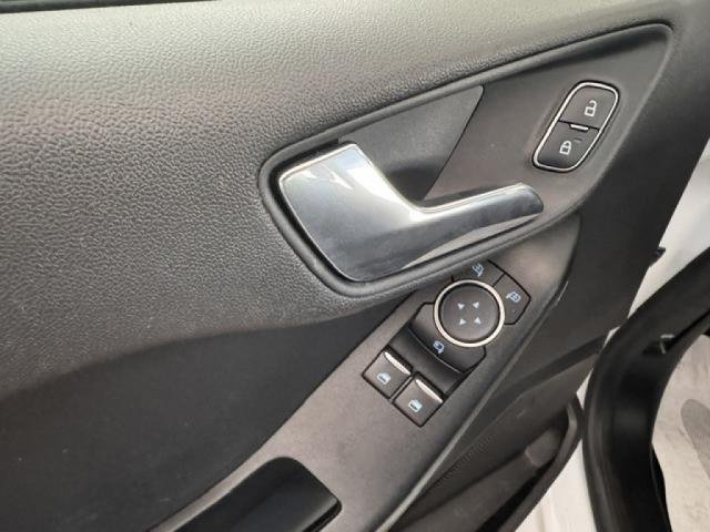 Ford Fiesta - Photo 14