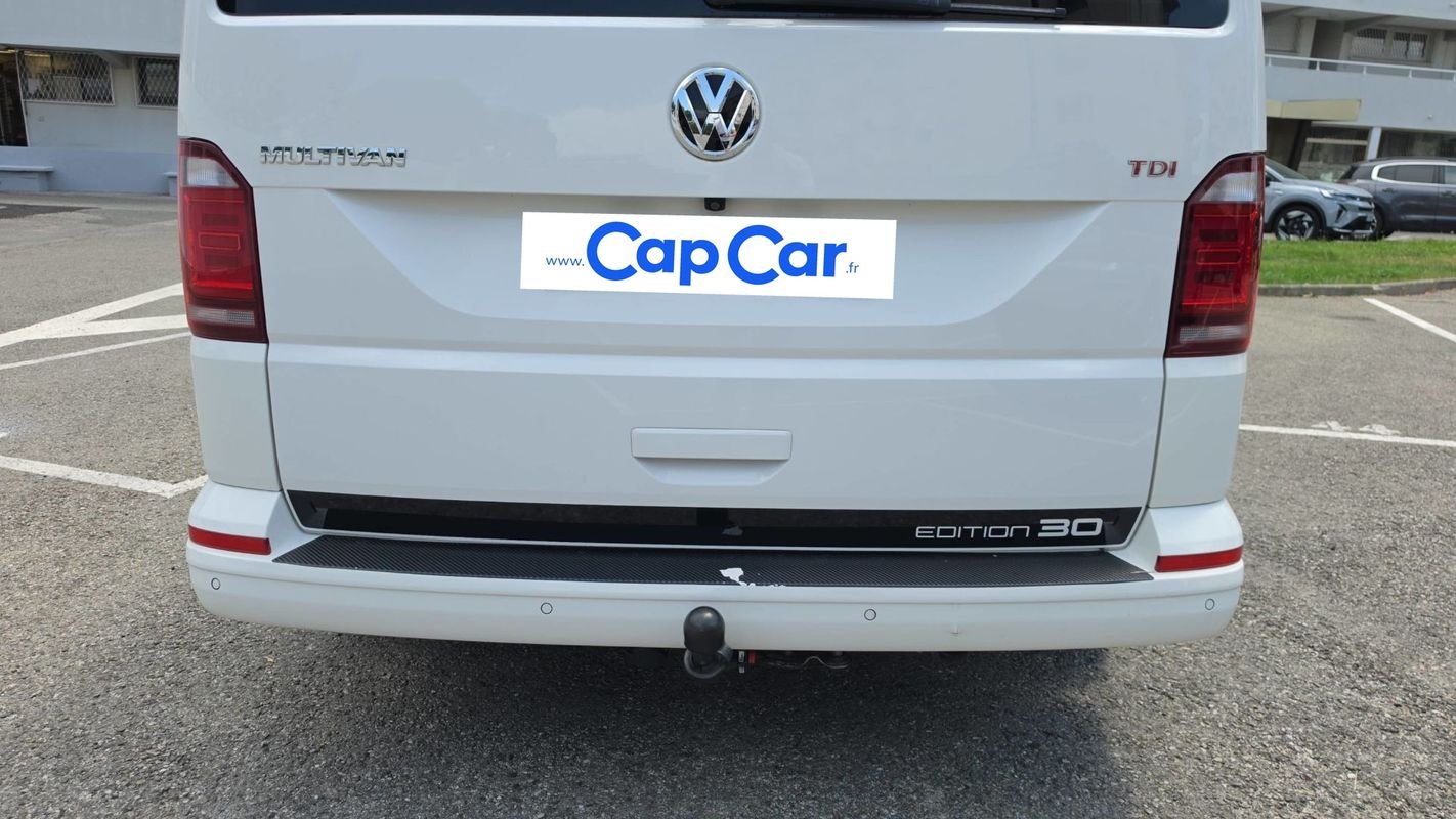 Volkswagen Multivan - Photo 21
