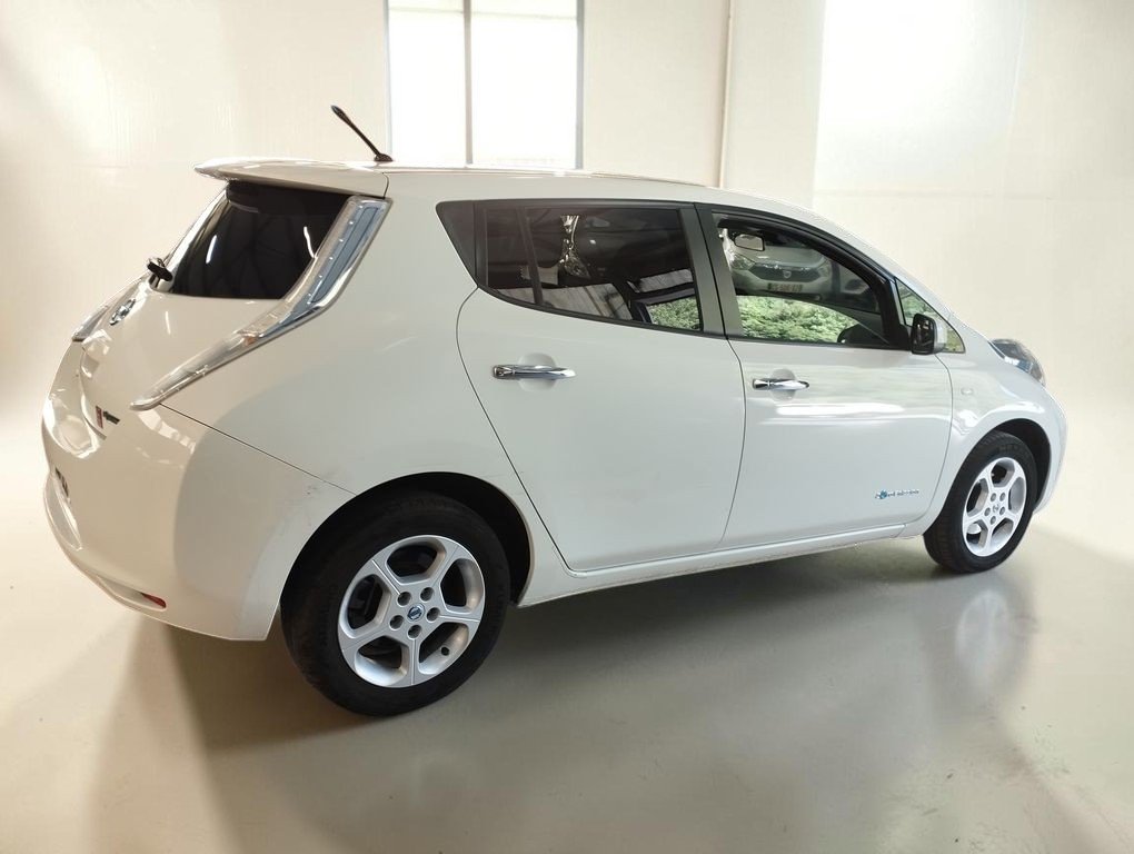 Nissan Leaf - Photo 7