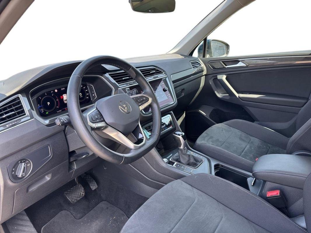 Volkswagen Tiguan - Photo 9