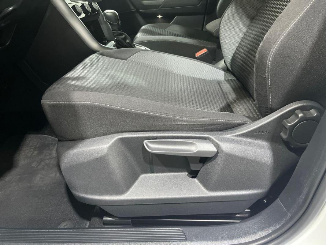Volkswagen T-Roc - Photo 14