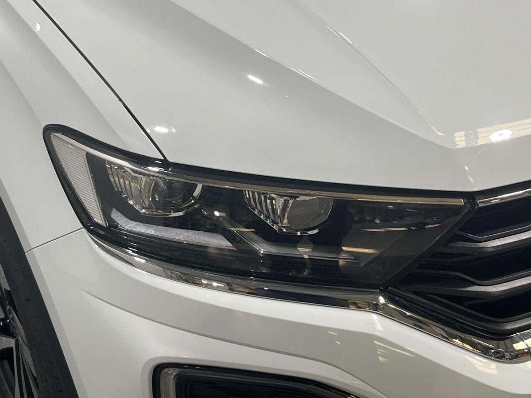 Volkswagen T-Roc - Photo 26