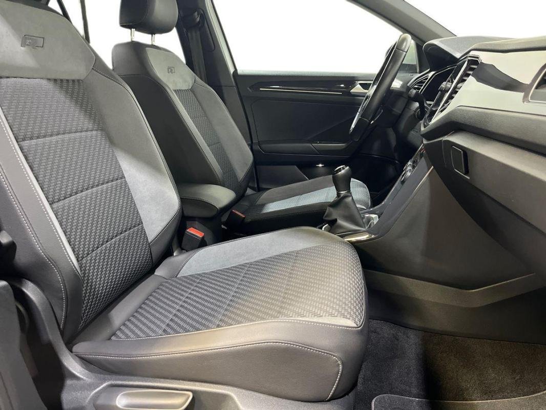 Volkswagen T-Roc - Photo 13