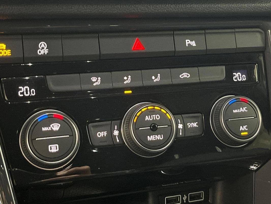 Volkswagen T-Roc - Photo 19