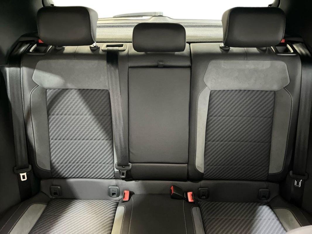 Volkswagen T-Roc - Photo 22