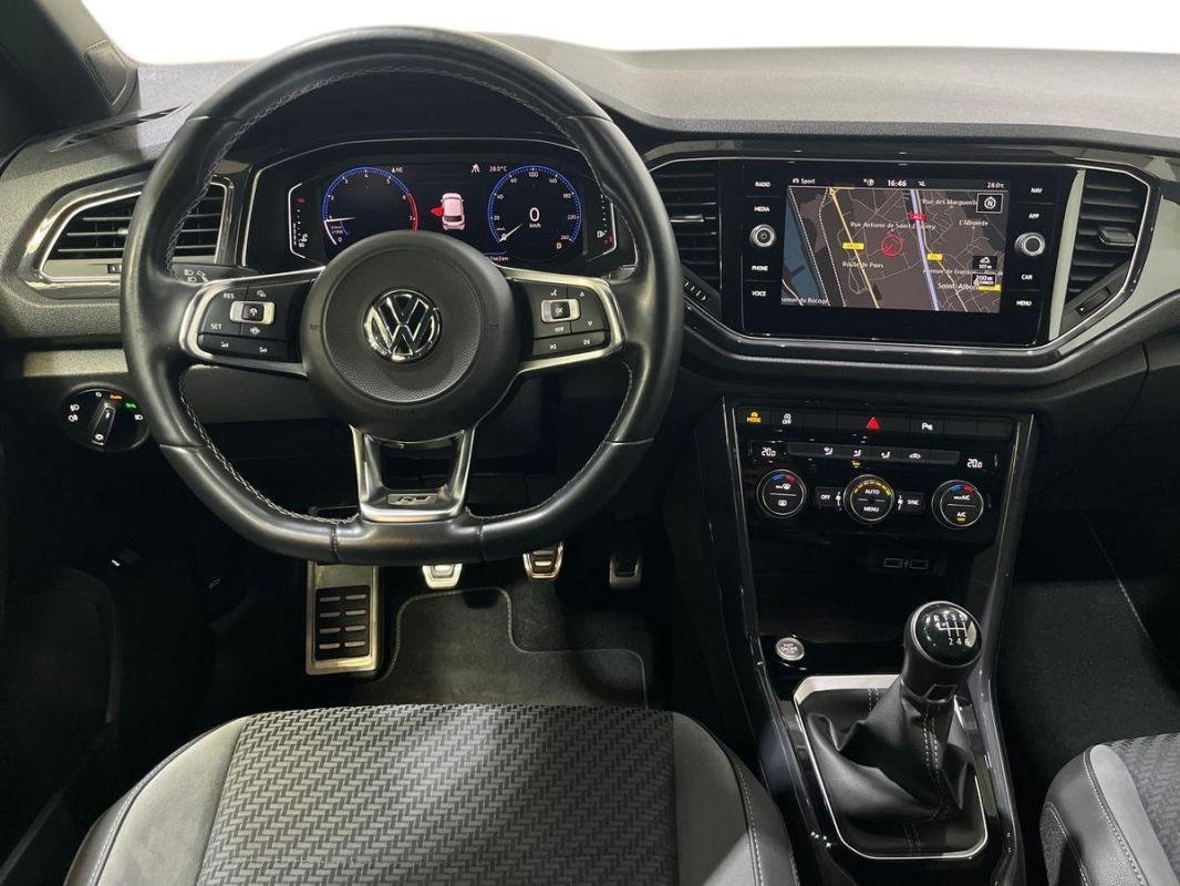 Volkswagen T-Roc - Photo 24