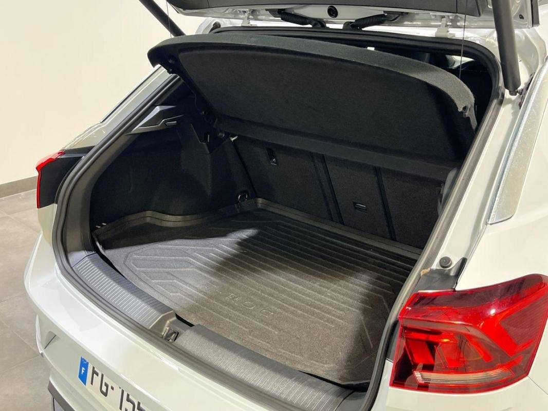 Volkswagen T-Roc - Photo 32