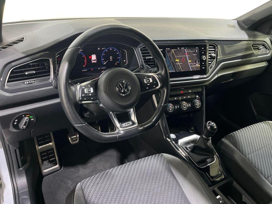 Volkswagen T-Roc - Photo 9