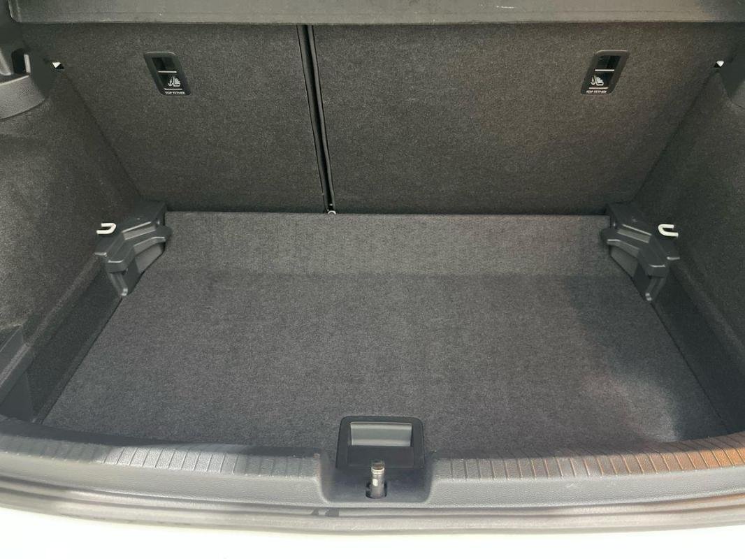 Volkswagen Polo - Photo 31